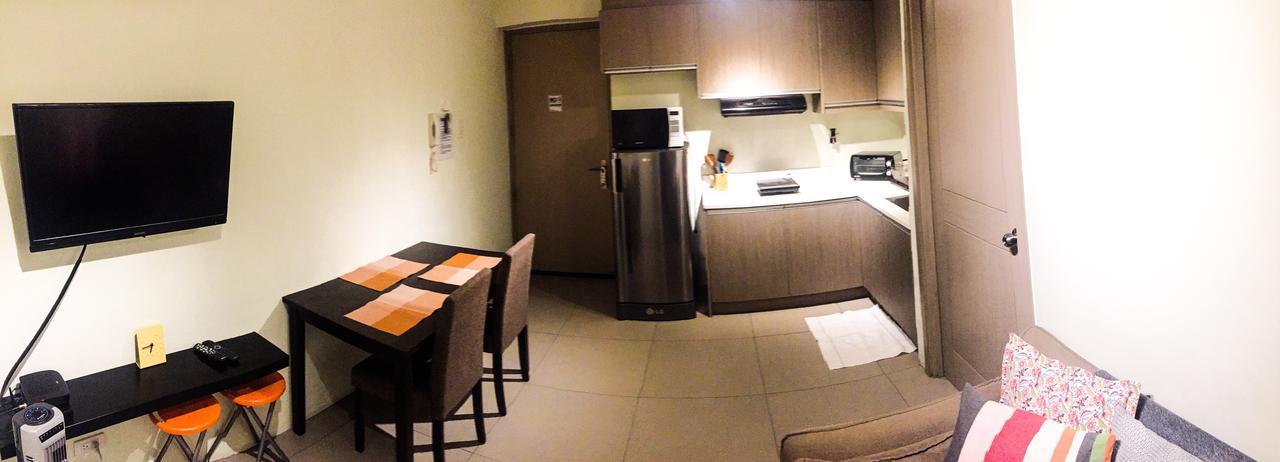 Antel Serenity Suites At Poblacion Makati Makati City Zewnętrze zdjęcie